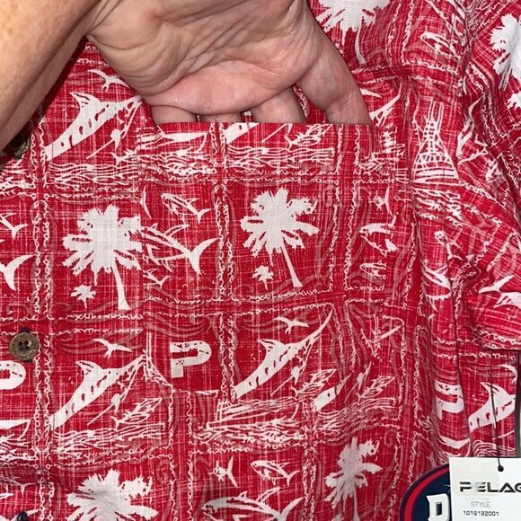 Pelagic button down shirt size smalll - Picture 4 of 12